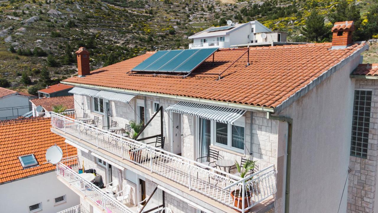 Sea And Mountain View Apartments Duće Exterior foto