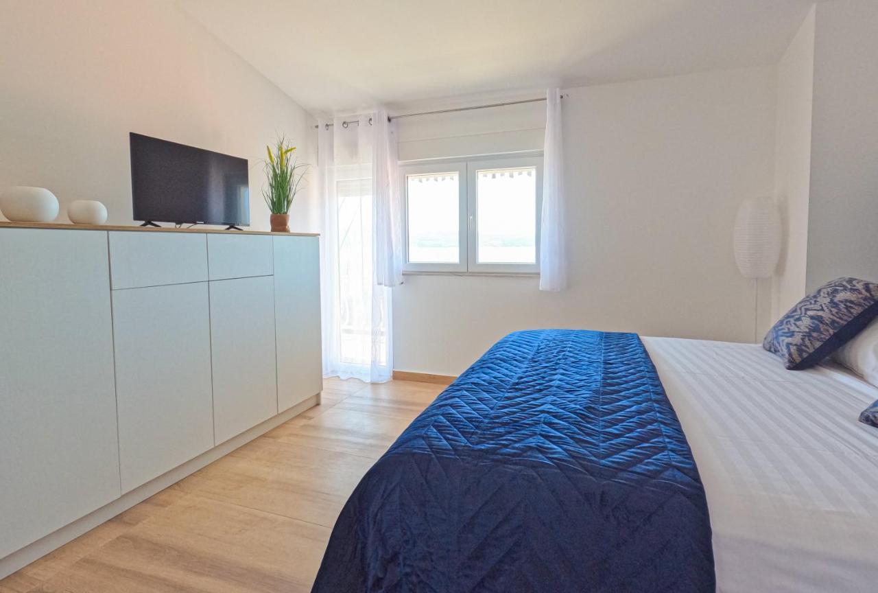 Sea And Mountain View Apartments Duće Exterior foto